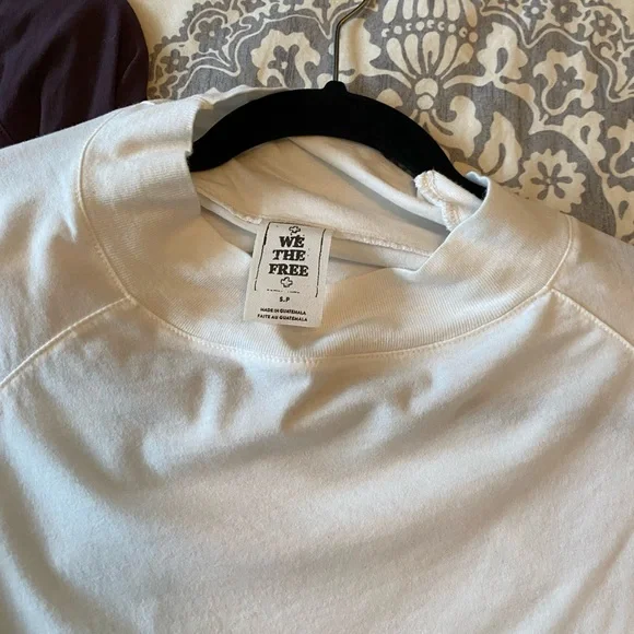 We The Free mocked neck cropped long sleeve shirts. White and Burgundy together - Picture 3 of 7